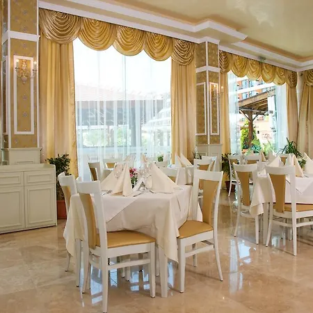 Mena Palace 4* Sunny Beach