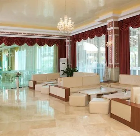 Mena Palace Szálloda Napospart