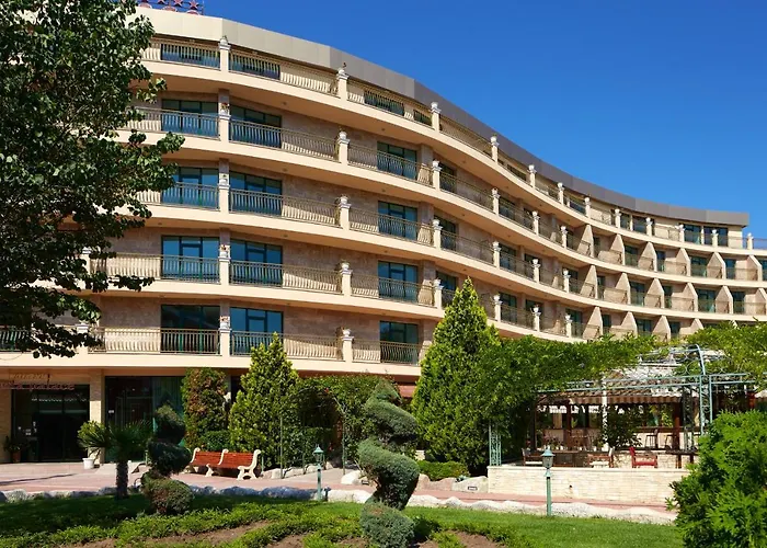 Mena Palace Hotell 4*